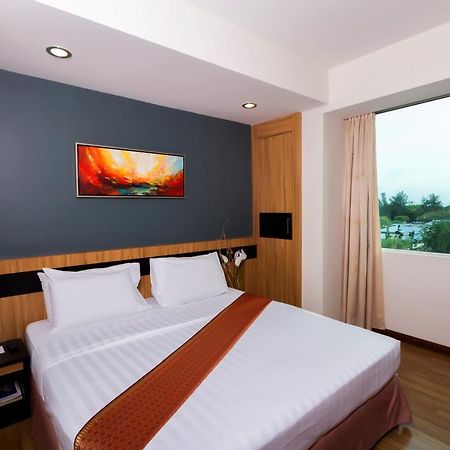 Mariner Hotel ลาบวน ภายนอก รูปภาพ