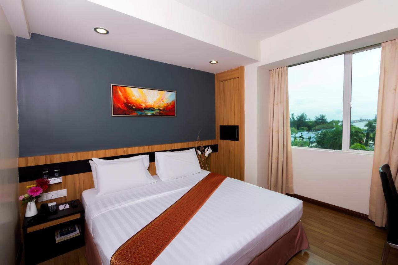 Mariner Hotel ลาบวน ภายนอก รูปภาพ