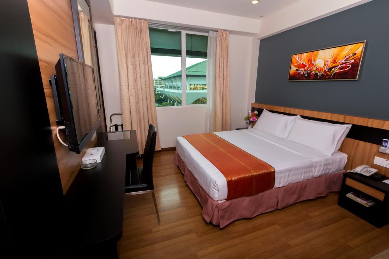 Mariner Hotel ลาบวน ภายนอก รูปภาพ